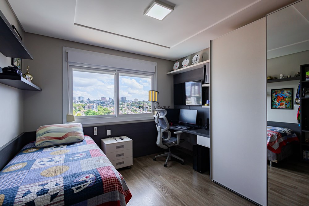 Casa 3 dormitórios no bairro Chácara das Pedras