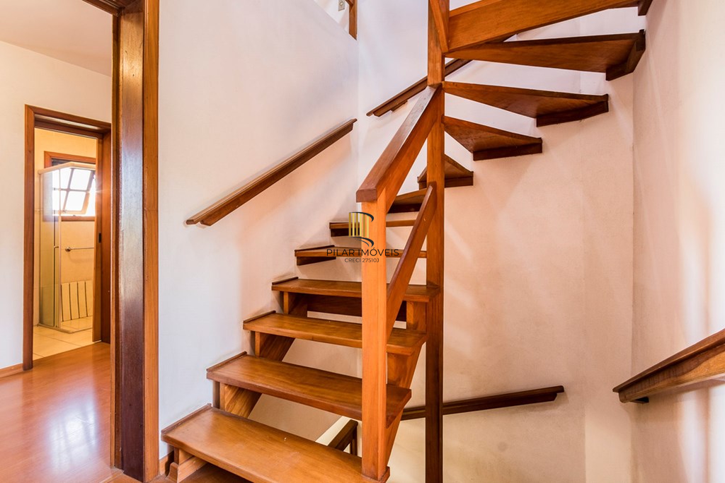 Casa de Condomínio 2 dormitórios no bairro Aberta dos Morros