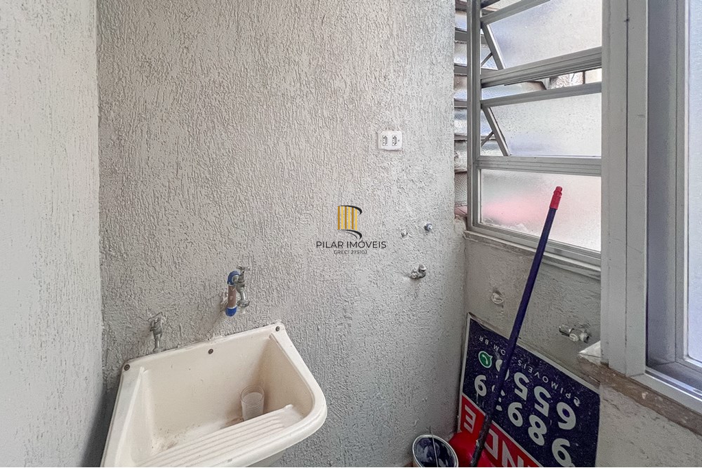 Apartamento 4 dormitórios no bairro Navegantes