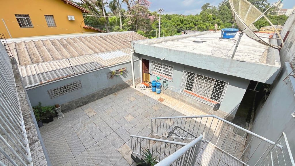 Casa 3 dormitórios no bairro Vila Nova
