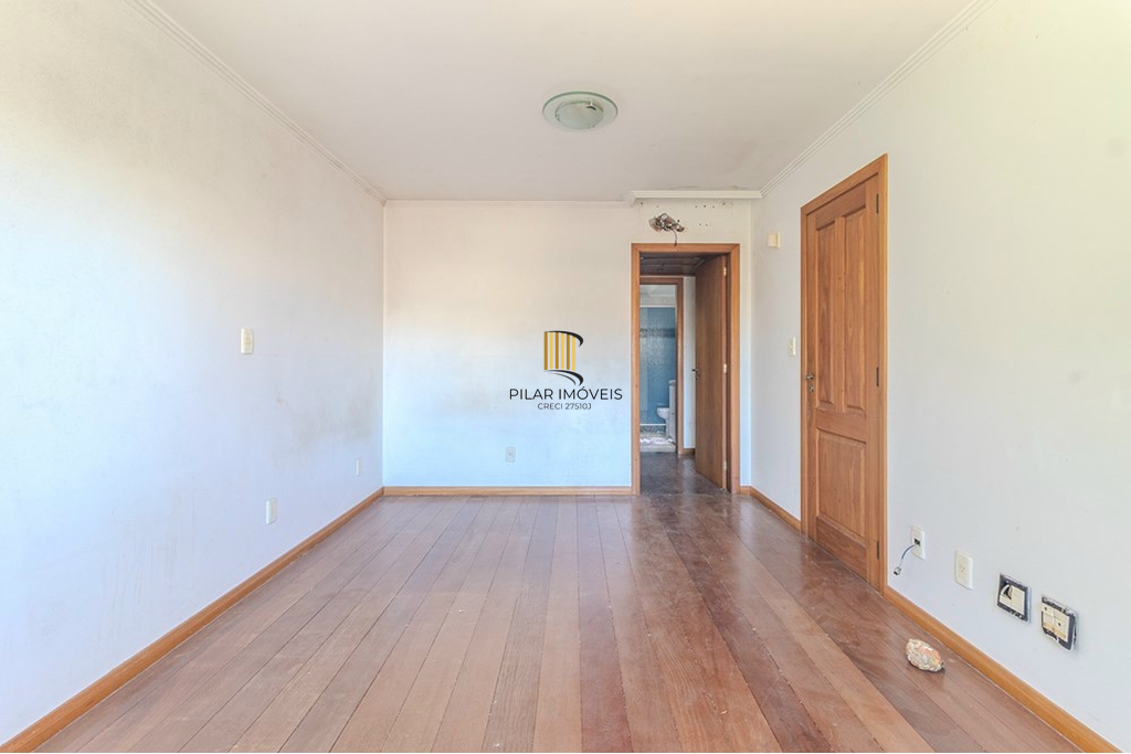 Casa 3 dormitórios no bairro Chácara das Pedras