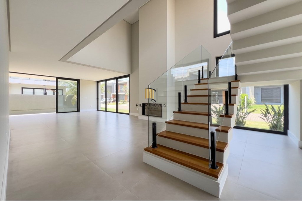 Casa de Condomínio 1 dormitório no bairro Centro