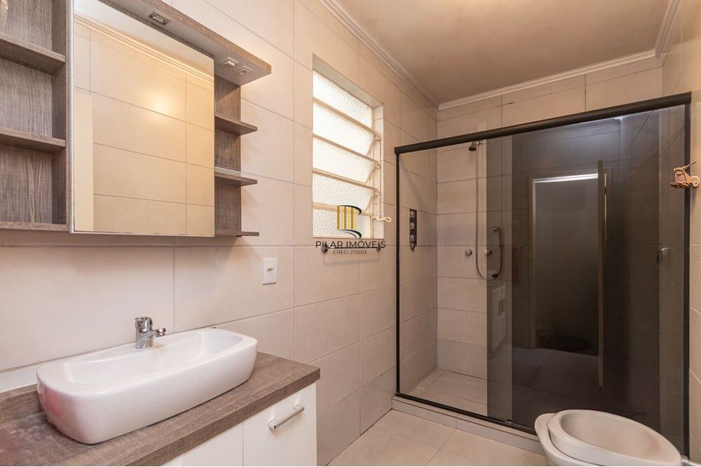 Casa 3 dormitórios no bairro Chácara das Pedras