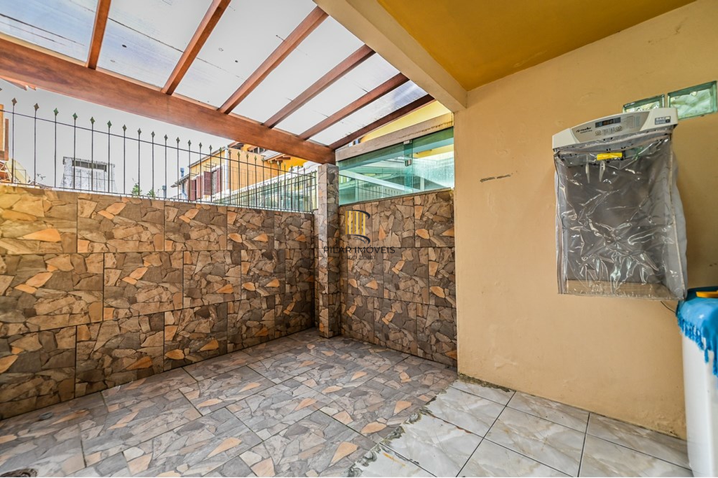 Casa de Condomínio 2 dormitórios no bairro Hípica