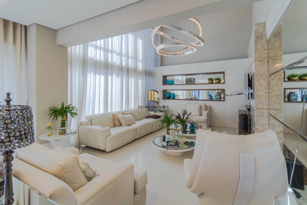Apartamento 4 dormitórios no bairro Jardim Europa