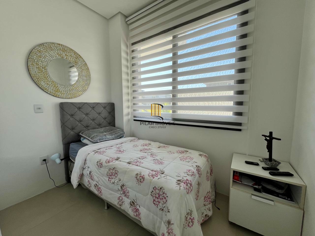 Casa de Condomínio 4 dormitórios no bairro Vila Nova