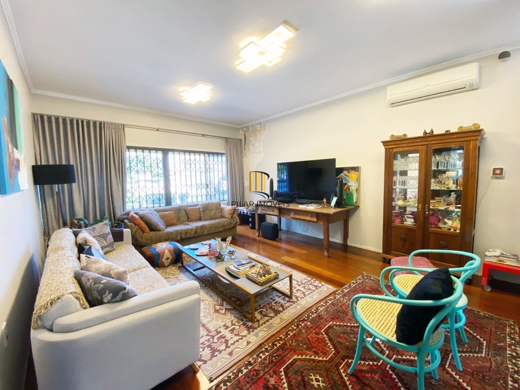Casa 3 dormitórios no bairro Teresópolis