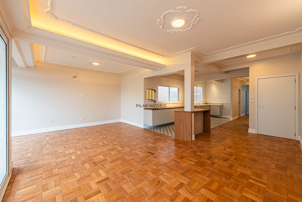 Apartamento 3 dormitórios no bairro Bom Fim