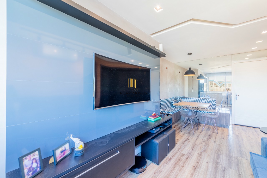 Apartamento 2 dormitórios no bairro Azenha