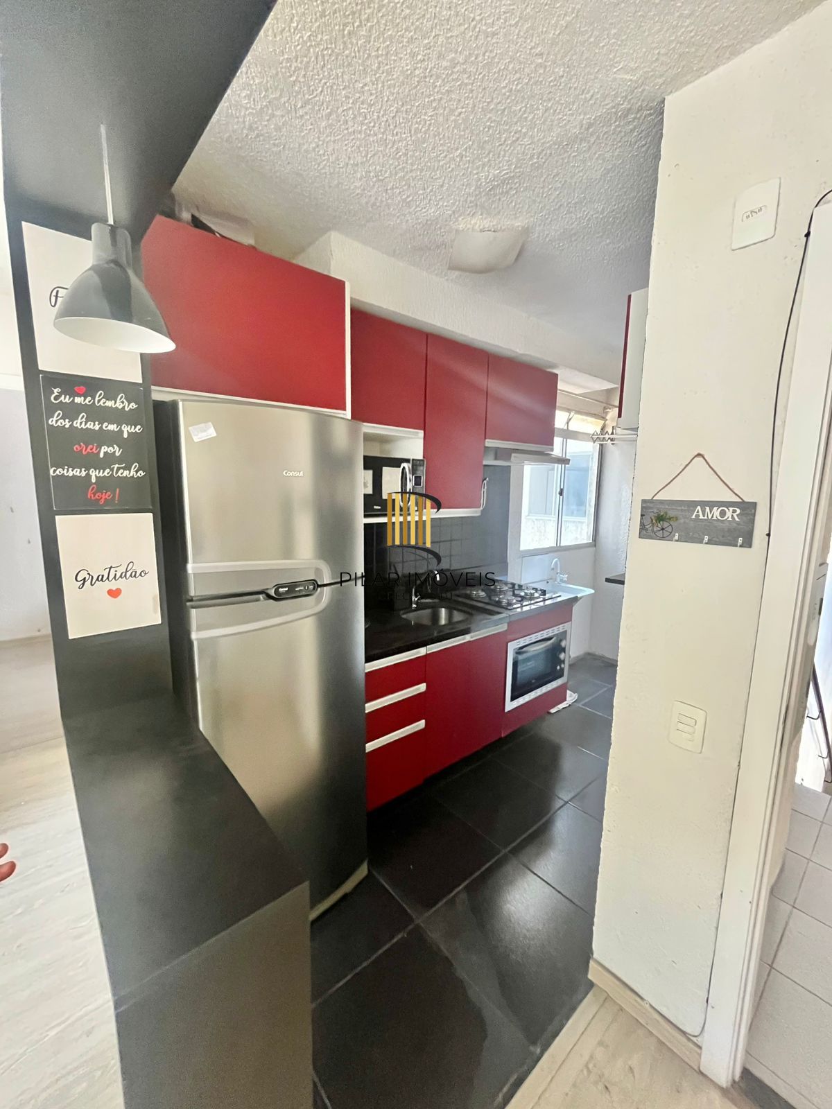 Apto 2 Dormitórios, Sala, Cozinha, Banheiro, semimob, 01 vaga garagem-rotativa