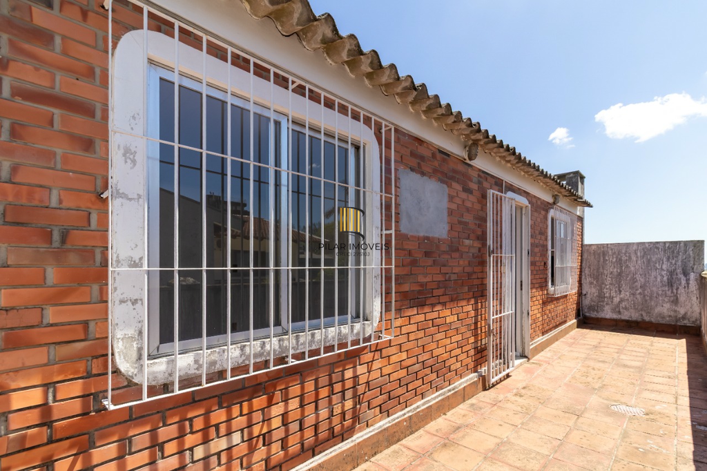 Cobertura 1 dormitório no bairro Santa Tereza