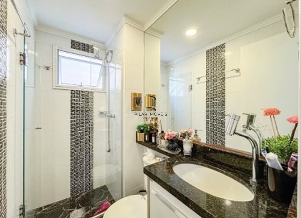 Apartamento 3 dormitórios no bairro Humaitá