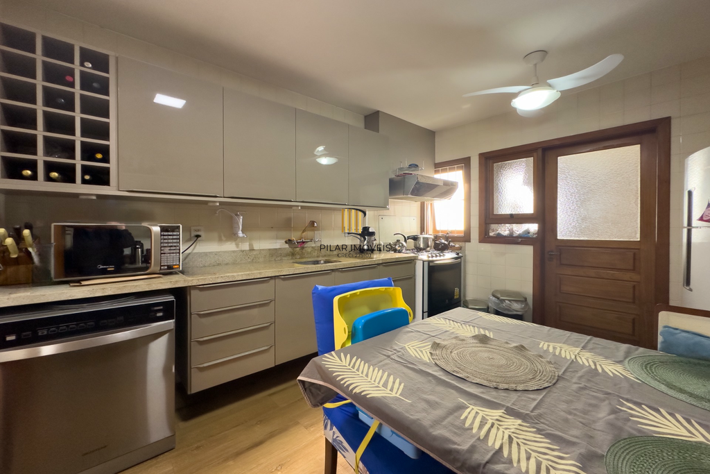 Apartamento 3 dormitórios no bairro Petrópolis