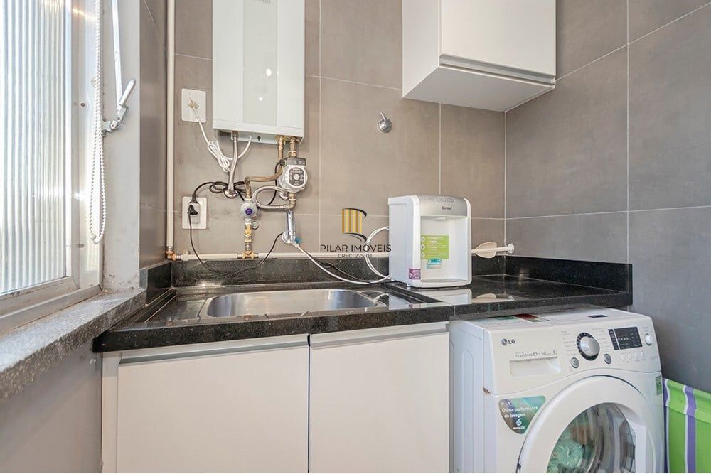 Apartamento 3 dormitórios no bairro Menino Deus