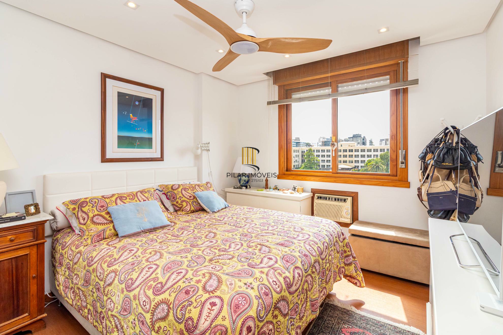 Apartamento 4 dormitórios no bairro Auxiliadora