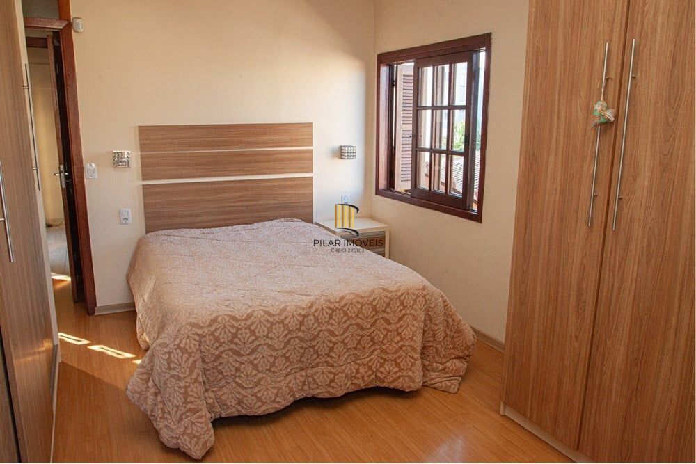 Casa 2 dormitórios no bairro Fiuza