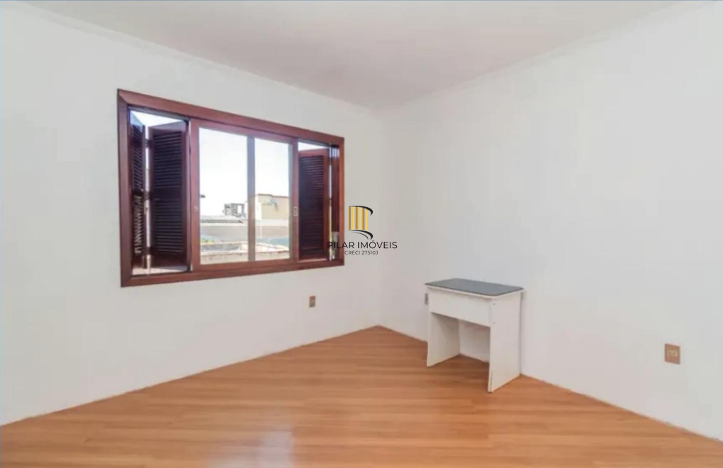 Casa 3 dormitórios no bairro Sarandi