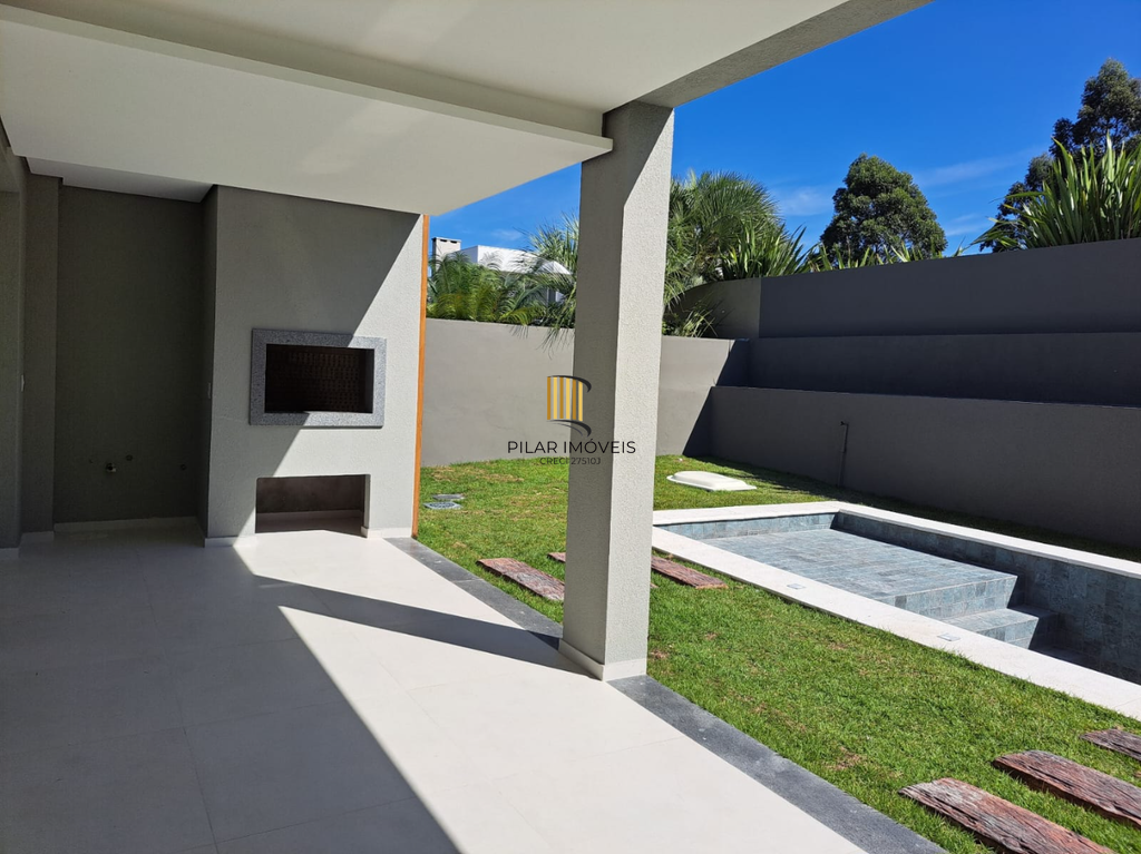 Casa de Condomínio 3 dormitórios no bairro Vila Nova