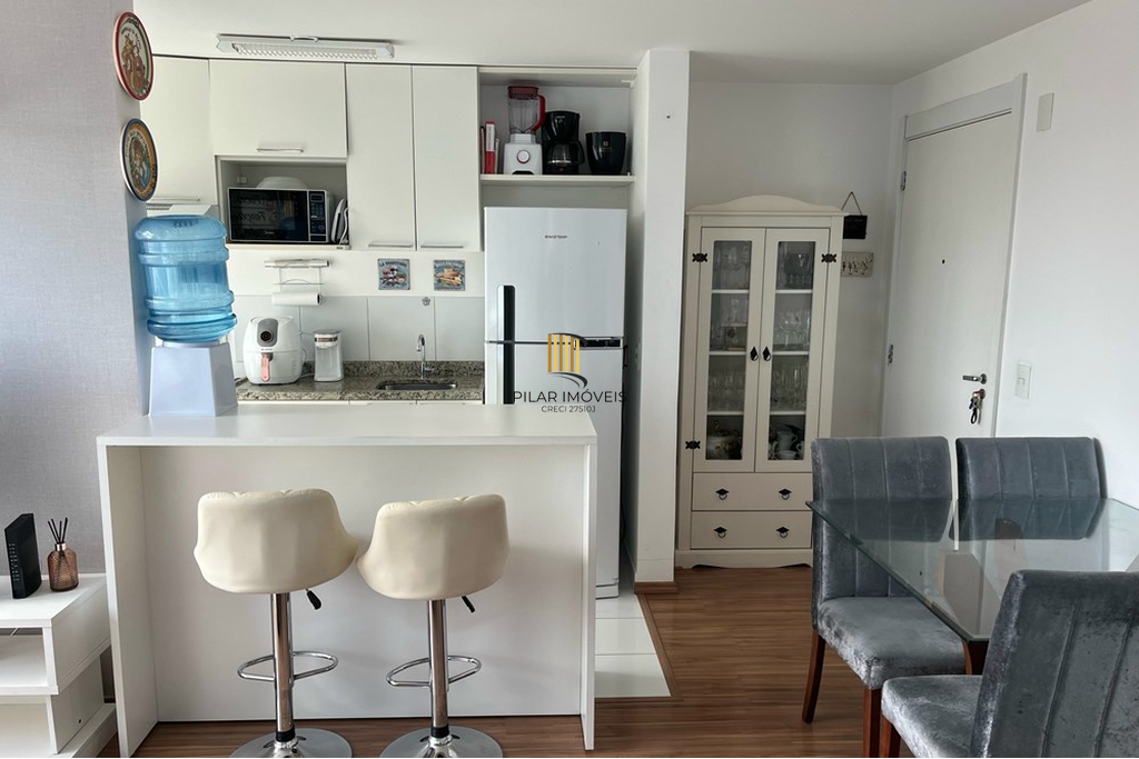 Apartamento 2 dormitórios no bairro Humaitá