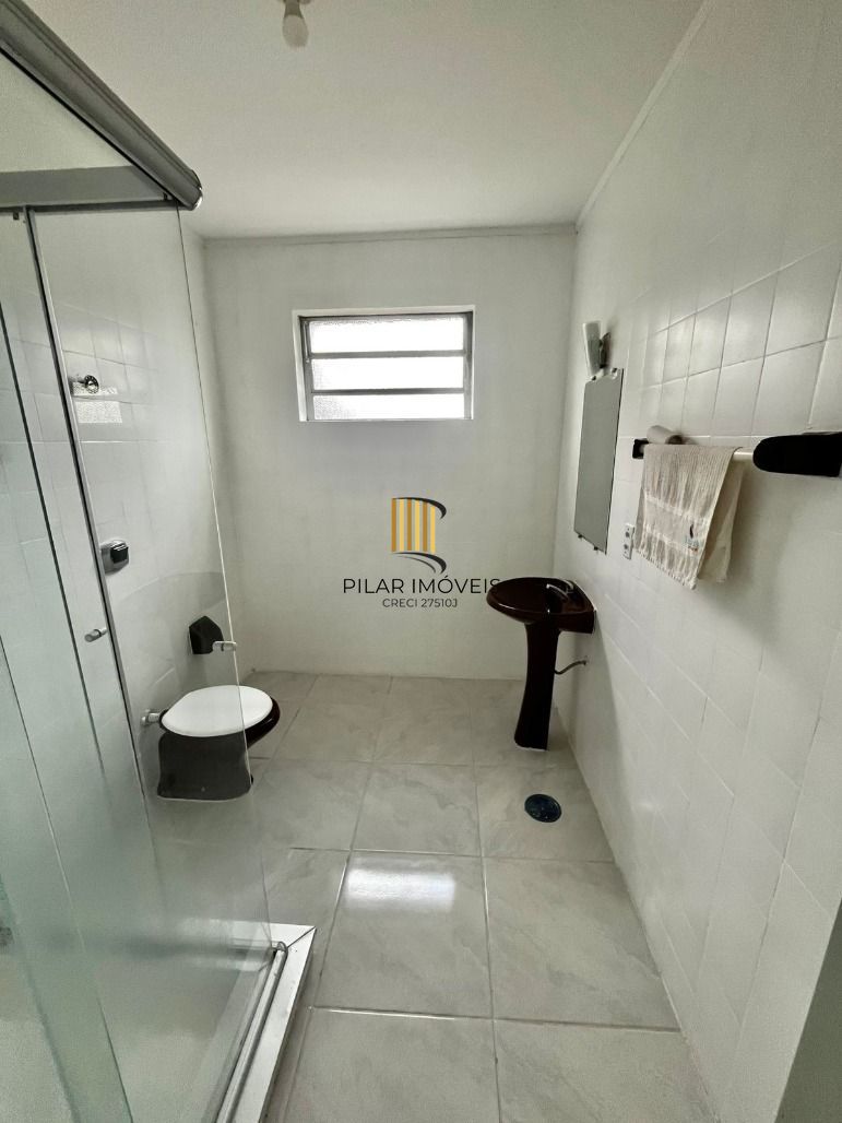 01 dormitório, 42 m² de frente no Passo da Areia