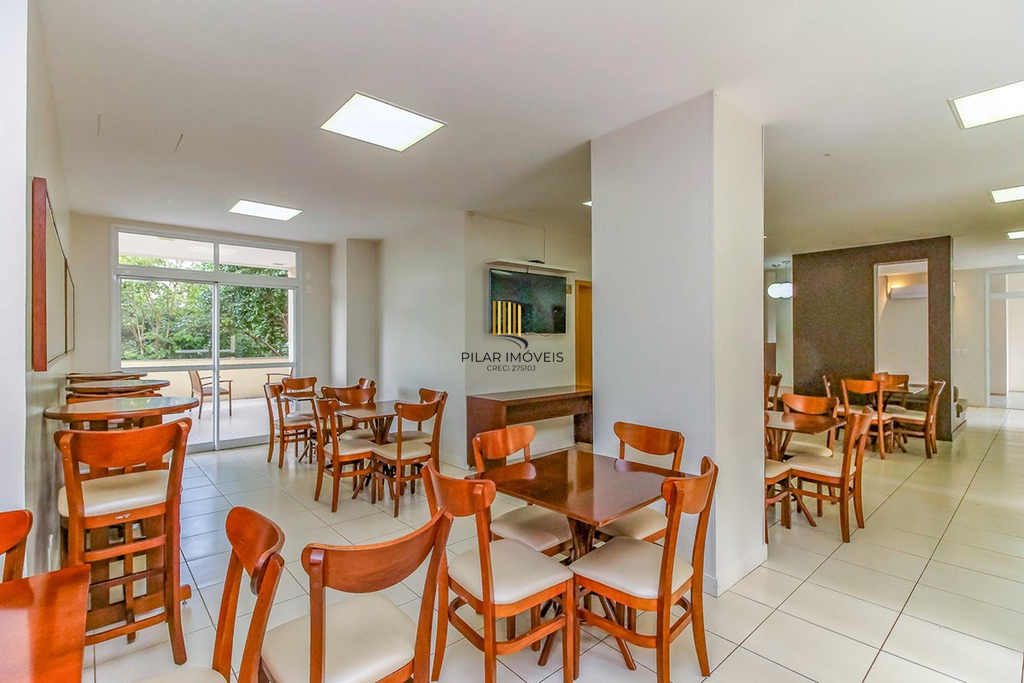 Apartamento 2 dormitórios no bairro Passo da Areia