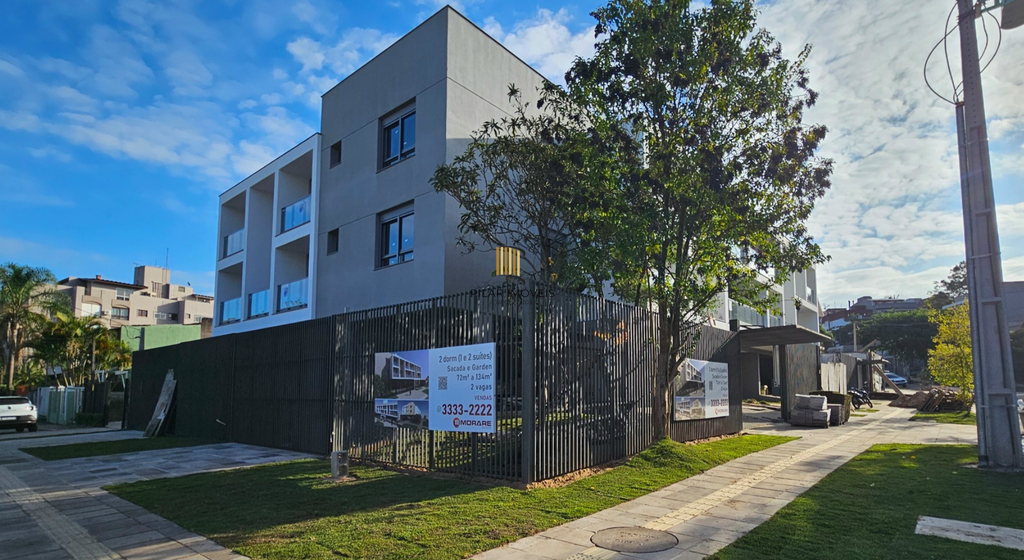Apartamento 2 dormitórios no bairro Chácara das Pedras