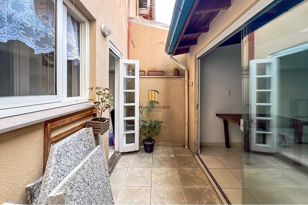 Casa de Condomínio 2 dormitórios no bairro Rio Branco