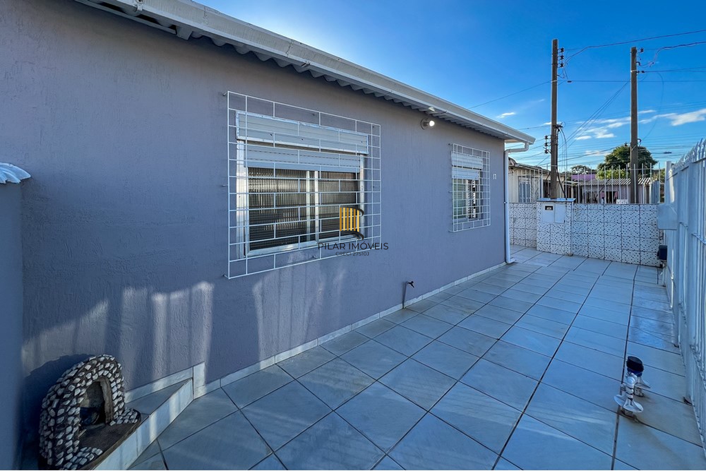 Casa 2 dormitórios no bairro Guajuviras