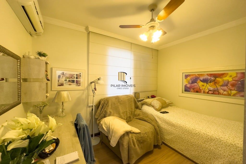 Casa 3 dormitórios no bairro Petrópolis