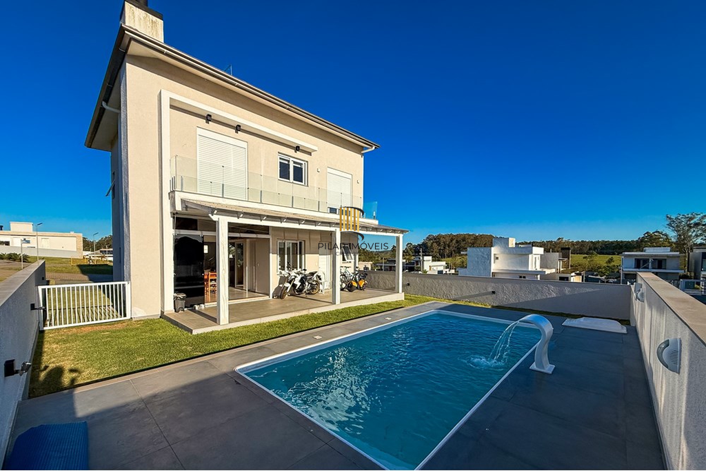 Casa de Condomínio 3 dormitórios no bairro Sanga Funda