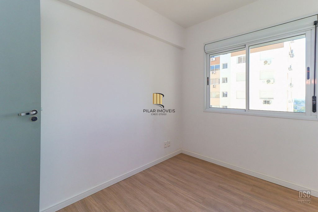 Apartamento 2 dormitórios no bairro Vila Ipiranga