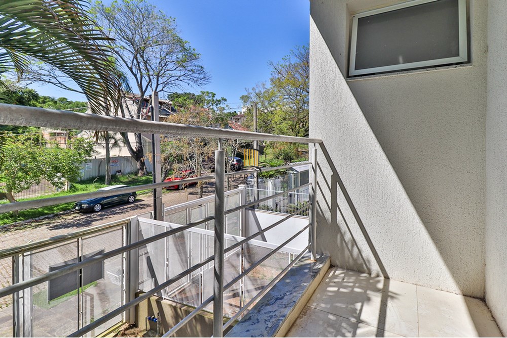 Casa 3 dormitórios no bairro Ipanema