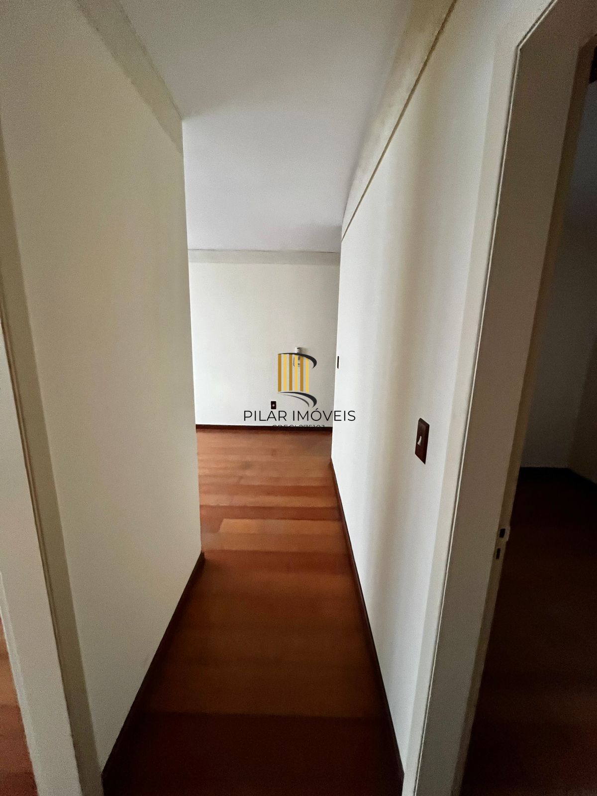 Apartamento 02 dorm, 62 m², 01 vaga de garagem, no bairro Cristo Redentor, PoA