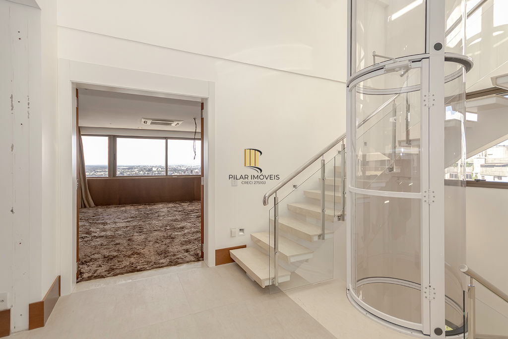 Triplex 3 dormitórios no bairro Bela Vista