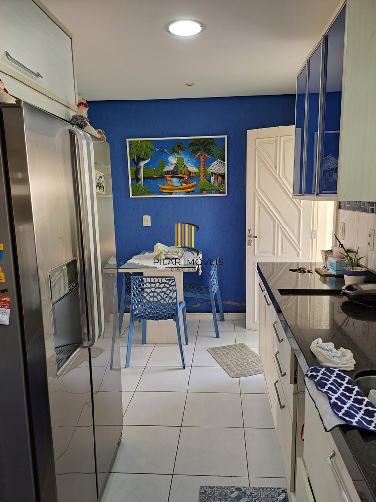 Casa 4 dormitórios no bairro Cristal