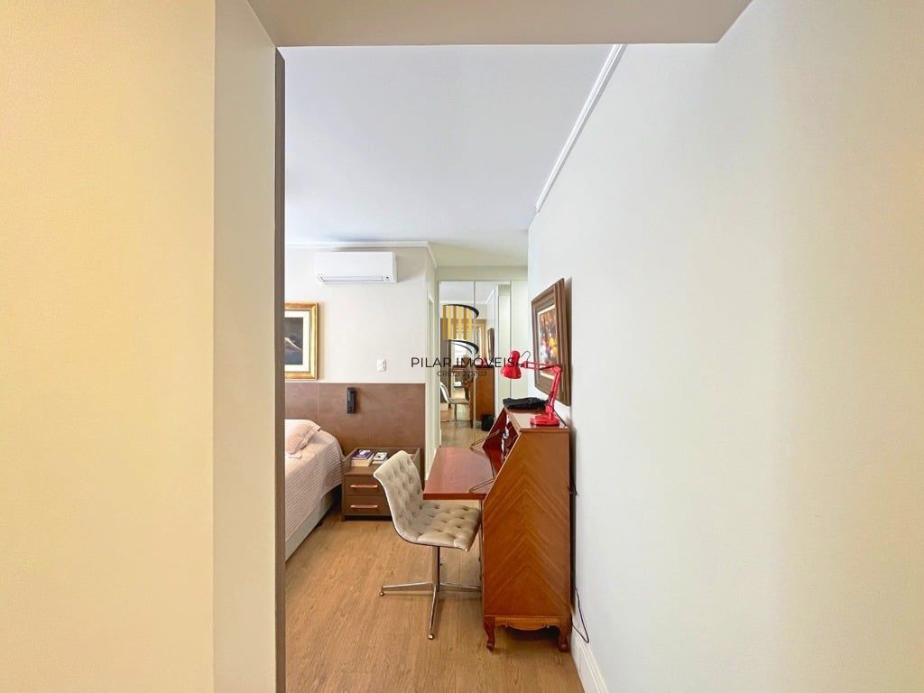 Apartamento 3 dormitórios no bairro Petrópolis