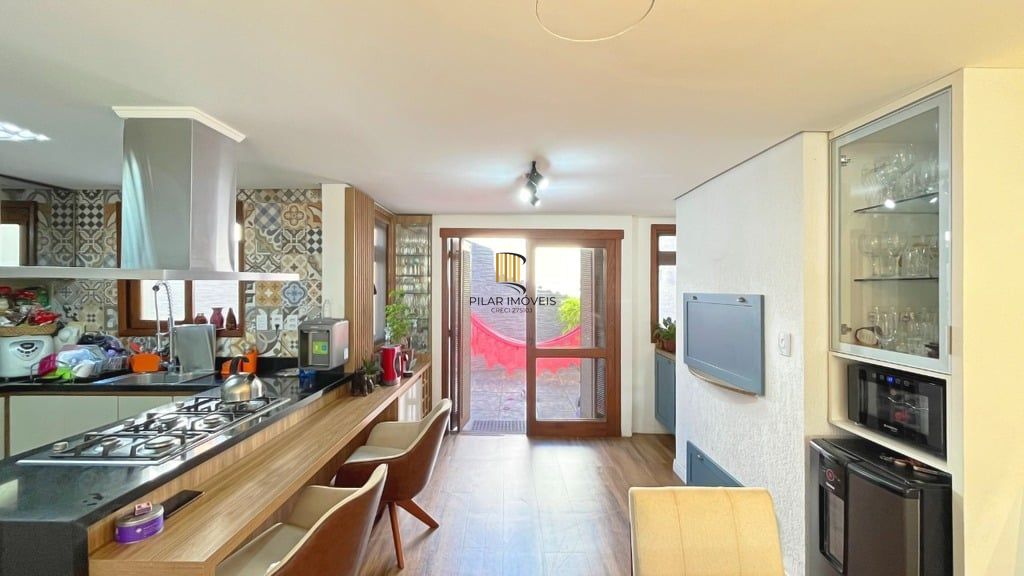 Casa 3 dormitórios no bairro Teresópolis