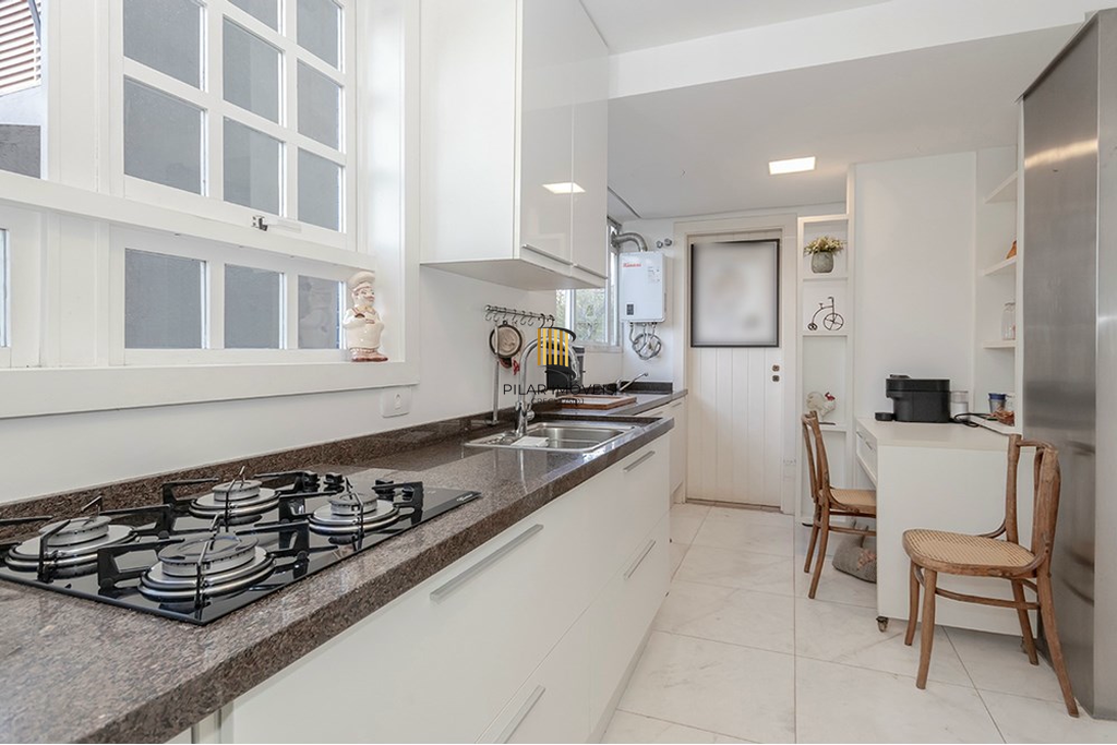 Apartamento 3 dormitórios no bairro Chácara das Pedras