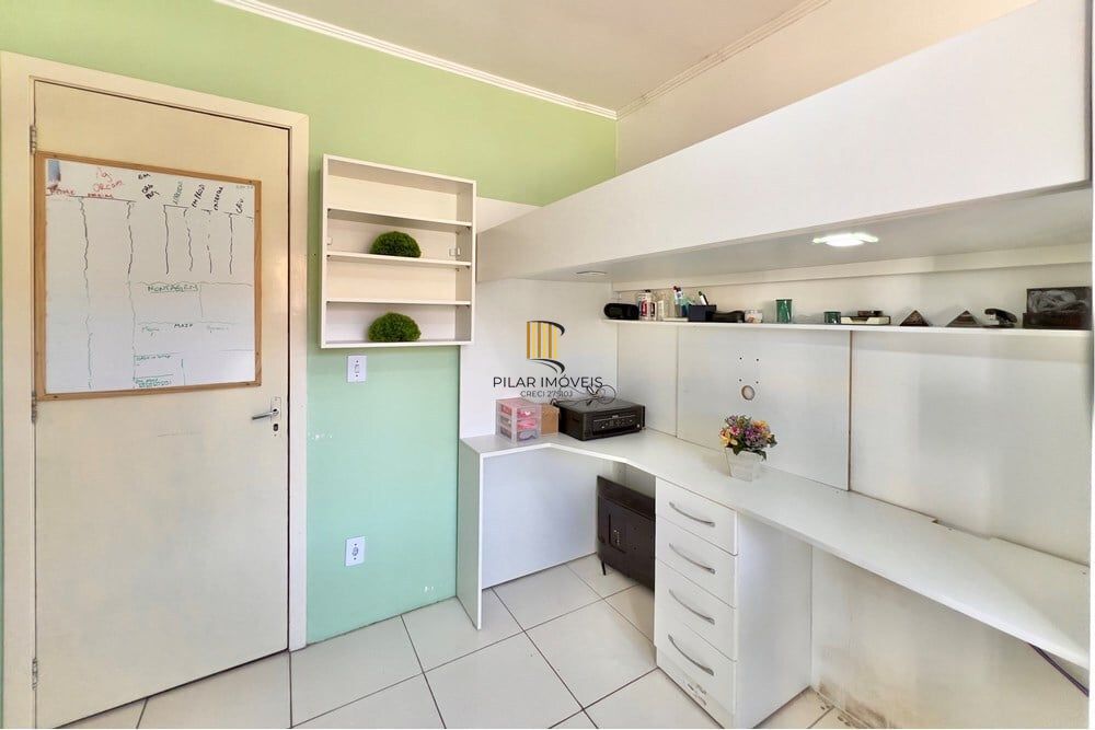 Casa de Condomínio 2 dormitórios no bairro Olaria