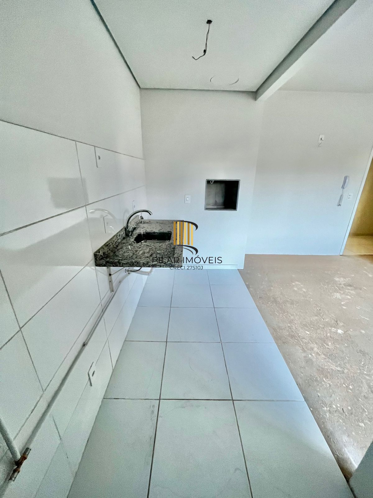 Apto 02 dorm com vaga, térreo, Pq Santa Fé, 50 m², aceita financiamento e FGTS