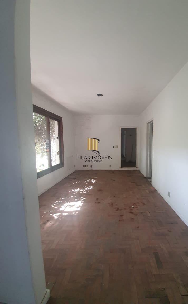 Casa 2 dormitórios no bairro Três Figueiras