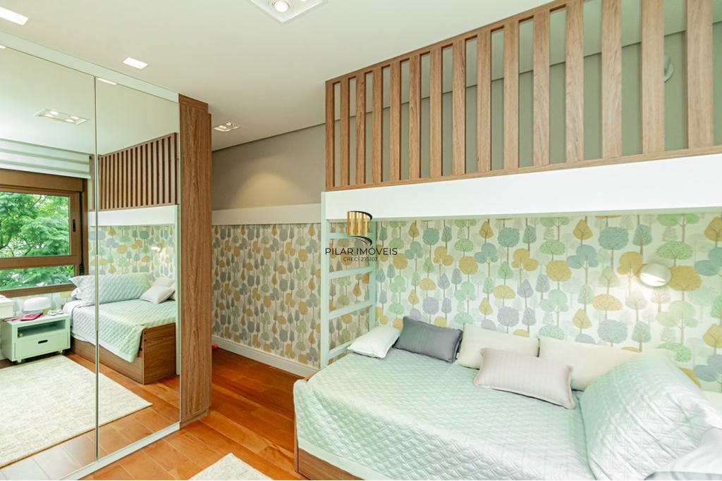 Apartamento 3 dormitórios no bairro Menino Deus