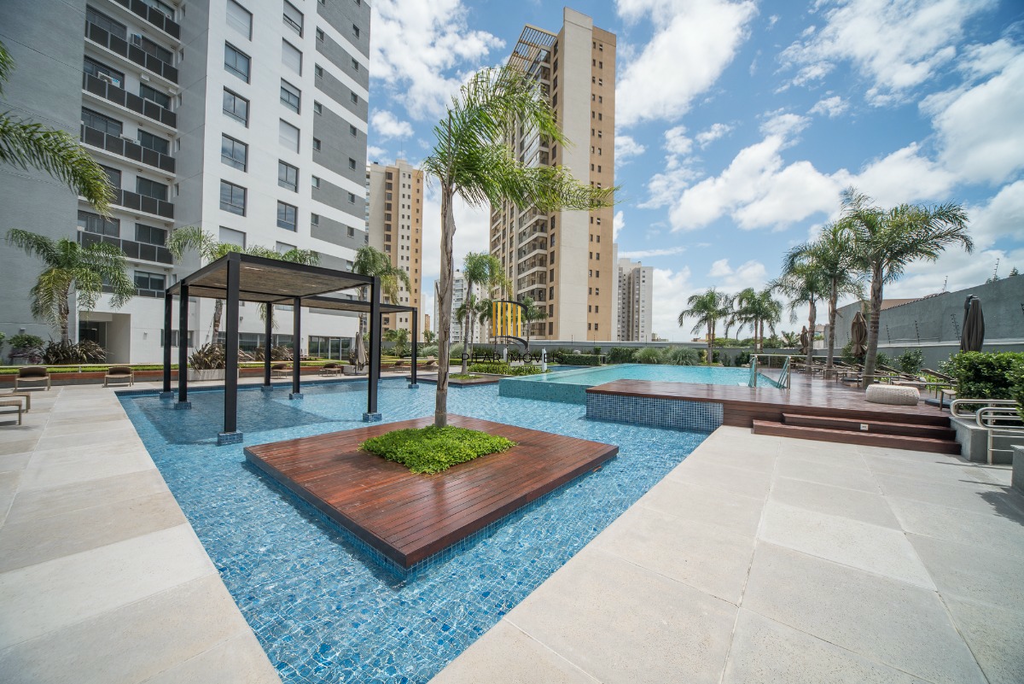 Apartamento 4 dormitórios no bairro Jardim Europa