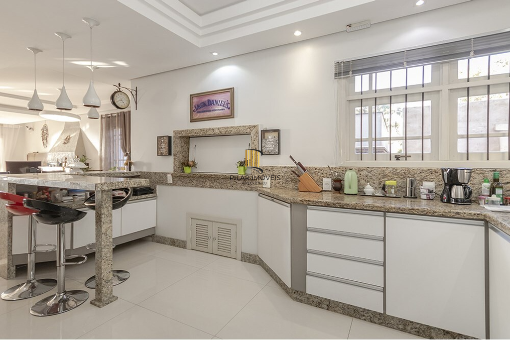 Casa 3 dormitórios no bairro Espírito Santo