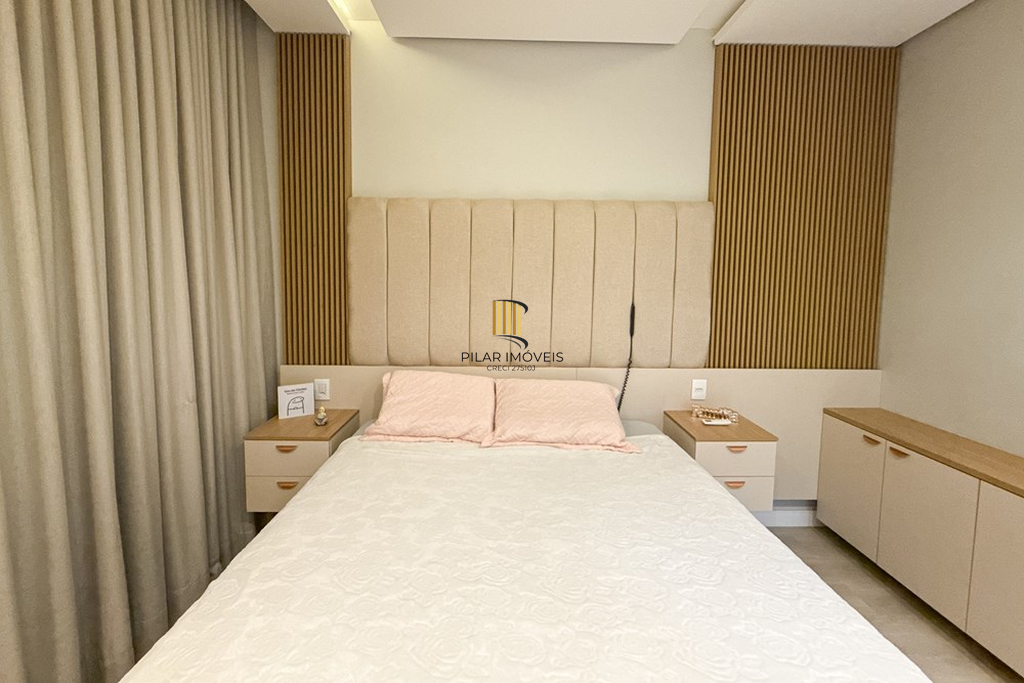 Casa 3 dormitórios no bairro Igara