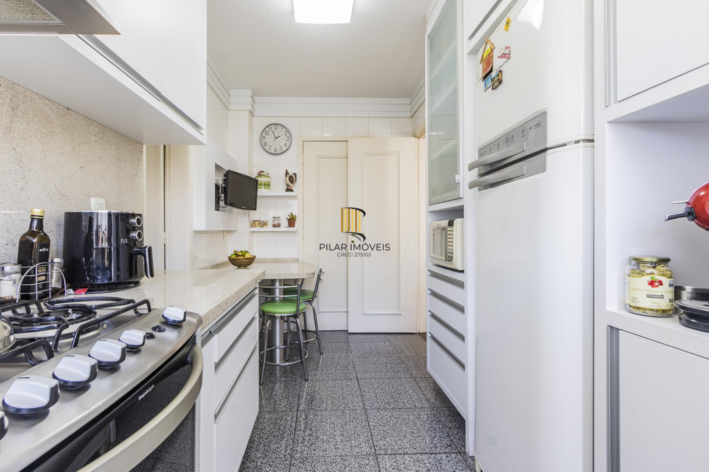 Cobertura 3 dormitórios no bairro Centro Histórico