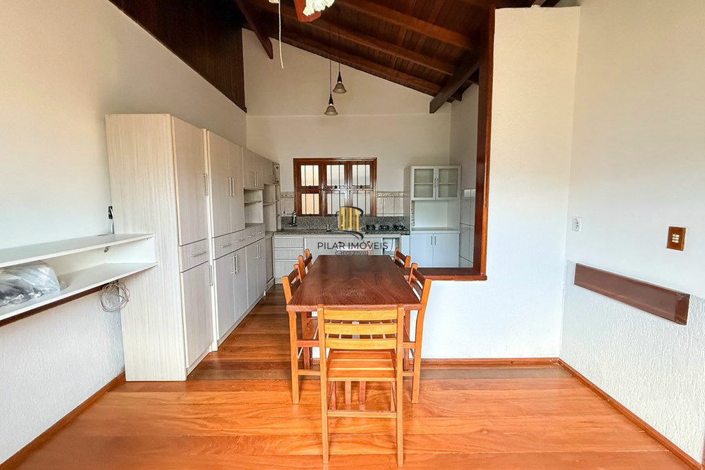 Casa 5 dormitórios no bairro São José