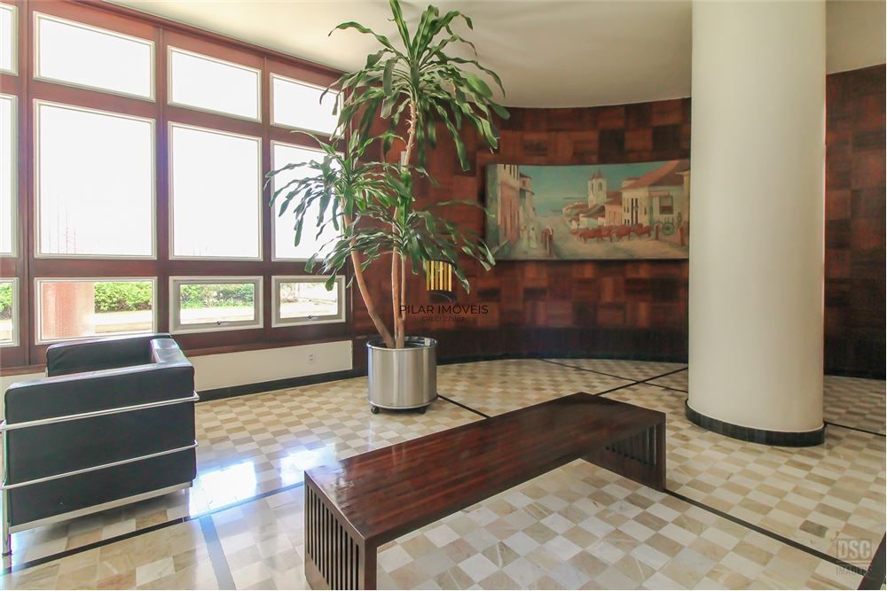 Apartamento 4 dormitórios no bairro Centro Histórico