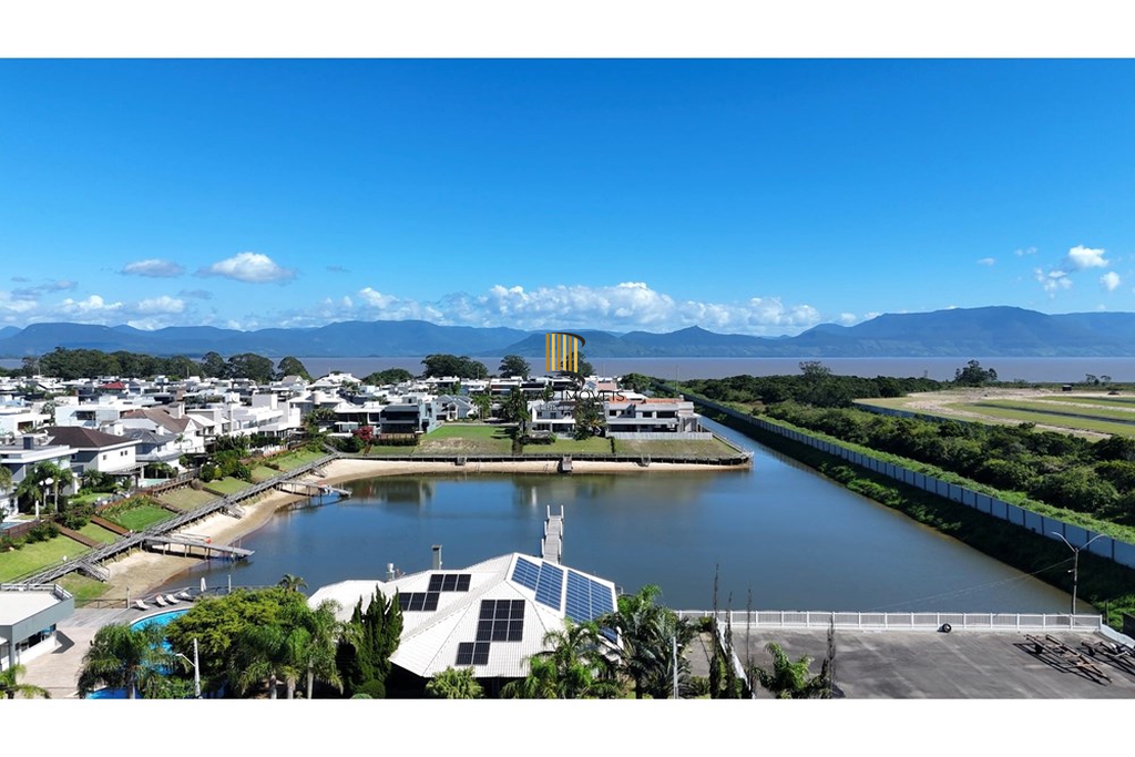 Casa de Condomínio 4 dormitórios no bairro Morada do Sol