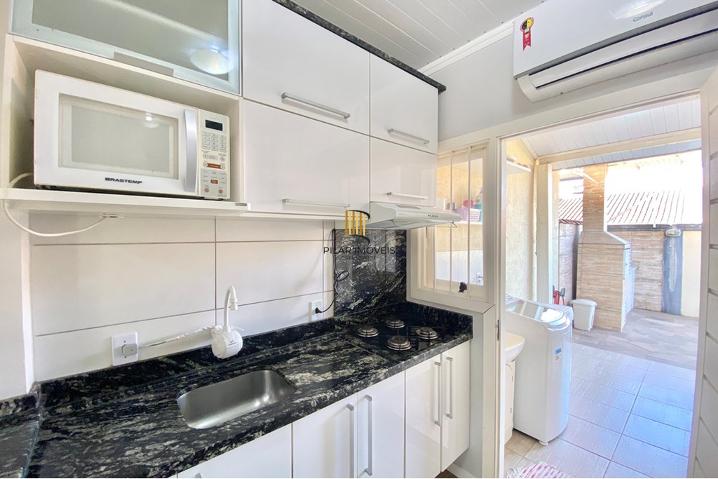 Casa de Condomínio 2 dormitórios no bairro Olaria